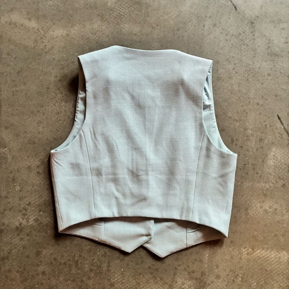 House of Harlow Light Blue Button-Up Vest - Picture 2 of 2
